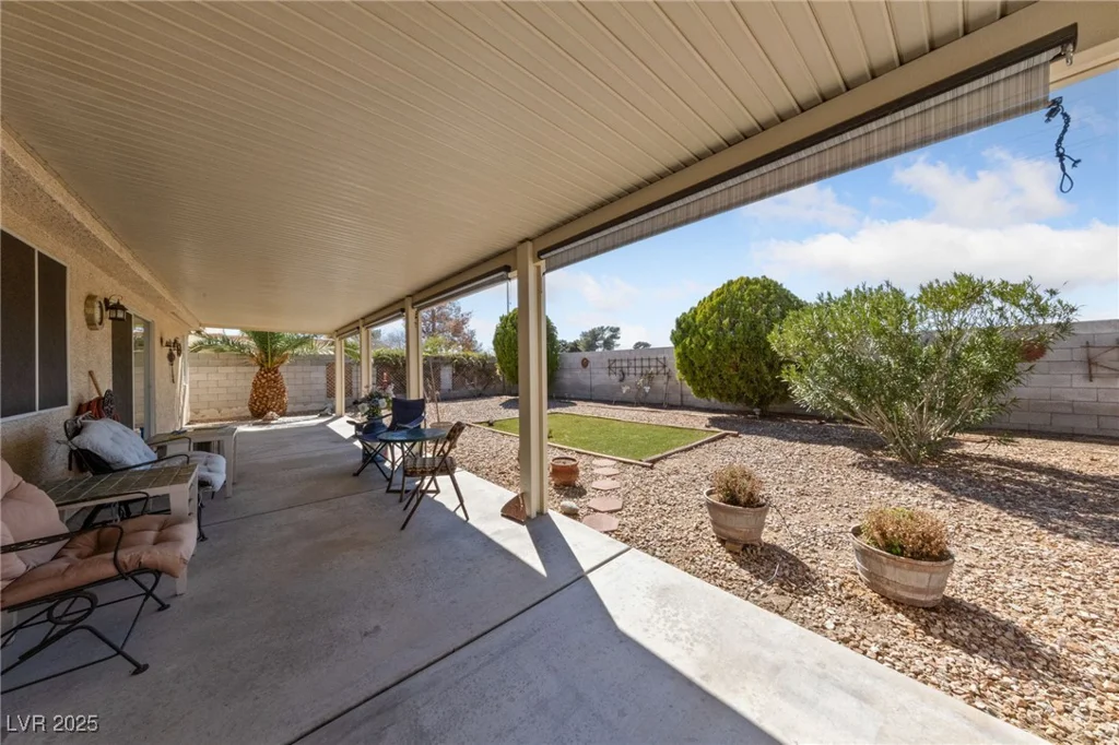 3561 Yorba Linda, Las Vegas, NV 89122