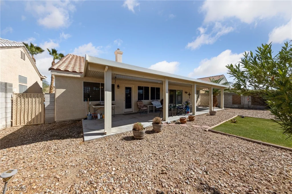 3561 Yorba Linda, Las Vegas, NV 89122