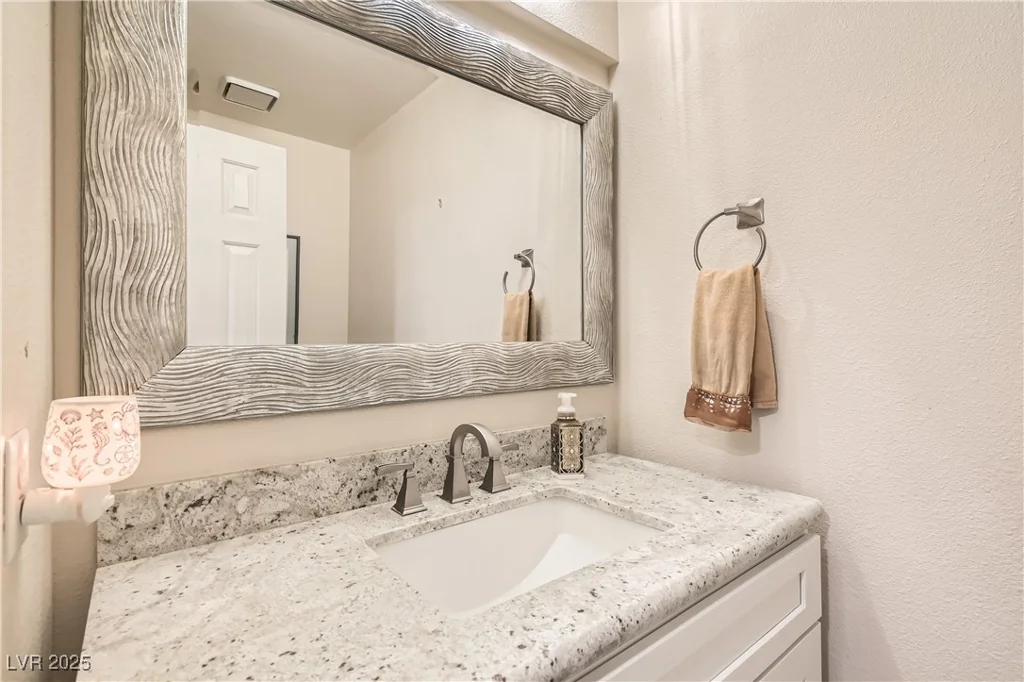 8713 Nautical Bay, Las Vegas, NV 89117