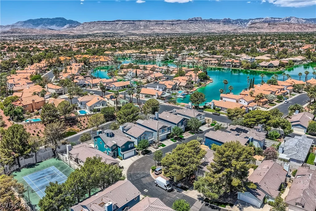 8713 Nautical Bay, Las Vegas, NV 89117