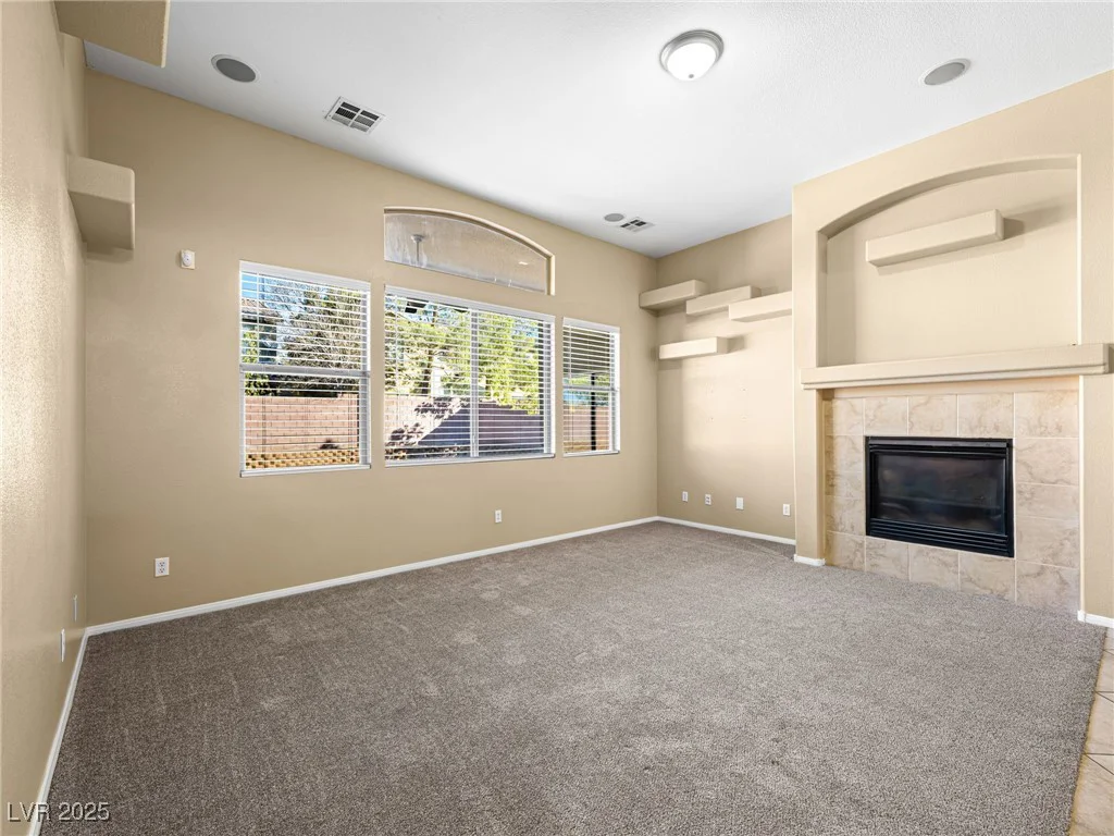 6360 Bullring, Las Vegas, NV 89130