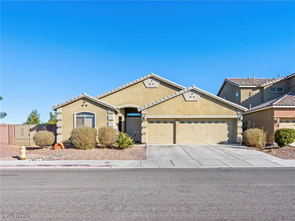 6360 Bullring, Las Vegas, NV 89130