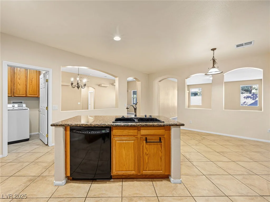 6360 Bullring, Las Vegas, NV 89130