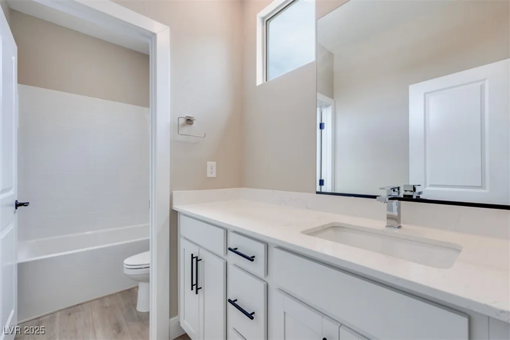 10448 Smokey Mariposa, Las Vegas, NV 89166
