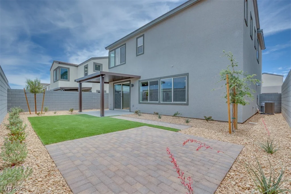 10448 Smokey Mariposa, Las Vegas, NV 89166