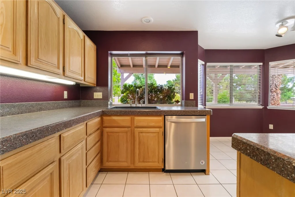 1587 Bermuda Dunes, Boulder City, NV 89005