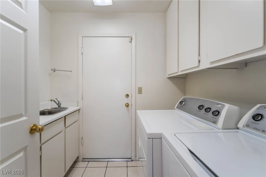 1587 Bermuda Dunes, Boulder City, NV 89005