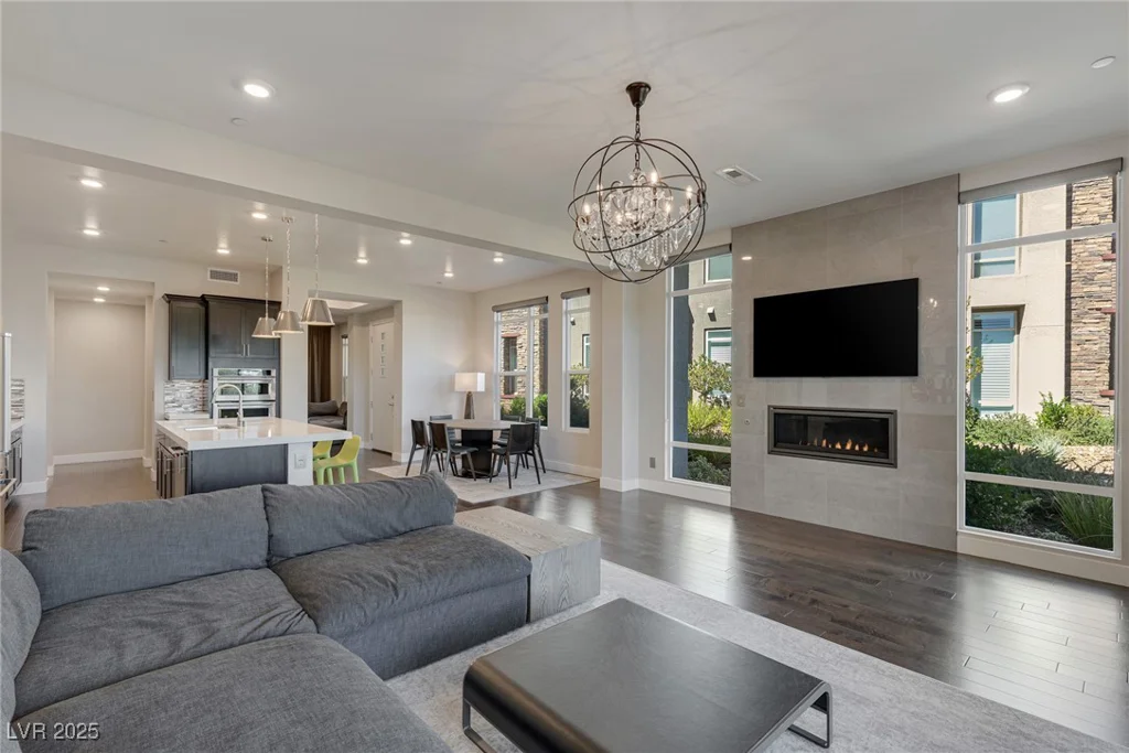 11280 Granite Ridge, Las Vegas, NV 89135