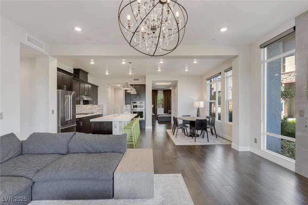 11280 Granite Ridge, Las Vegas, NV 89135
