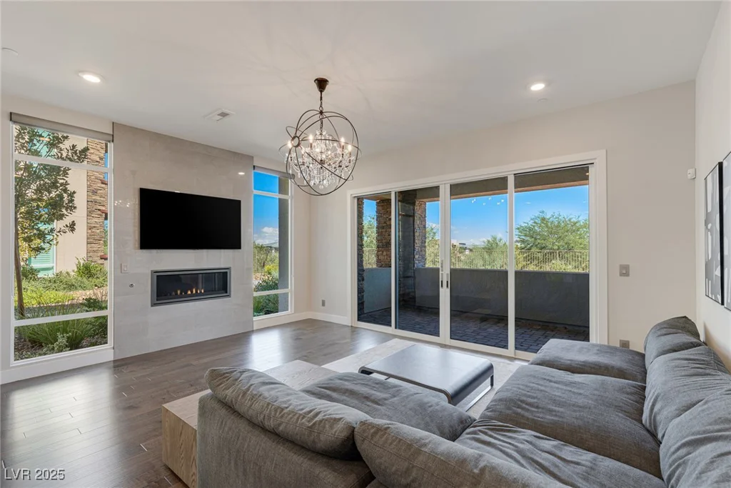 11280 Granite Ridge, Las Vegas, NV 89135