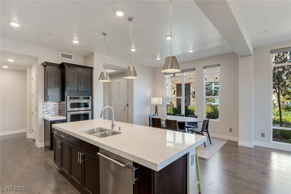 11280 Granite Ridge, Las Vegas, NV 89135