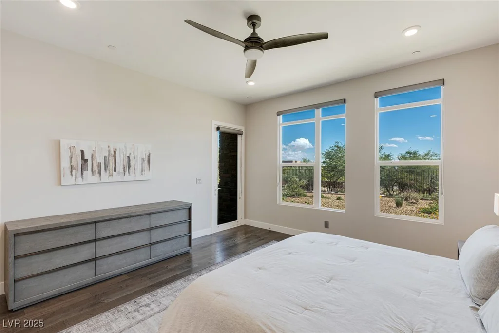 11280 Granite Ridge, Las Vegas, NV 89135
