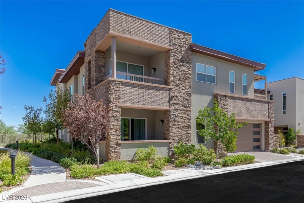 11280 Granite Ridge, Las Vegas, NV 89135