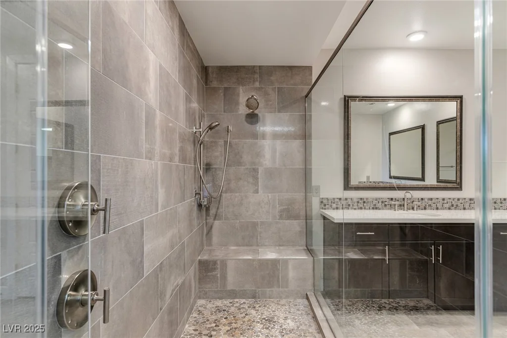 11280 Granite Ridge, Las Vegas, NV 89135