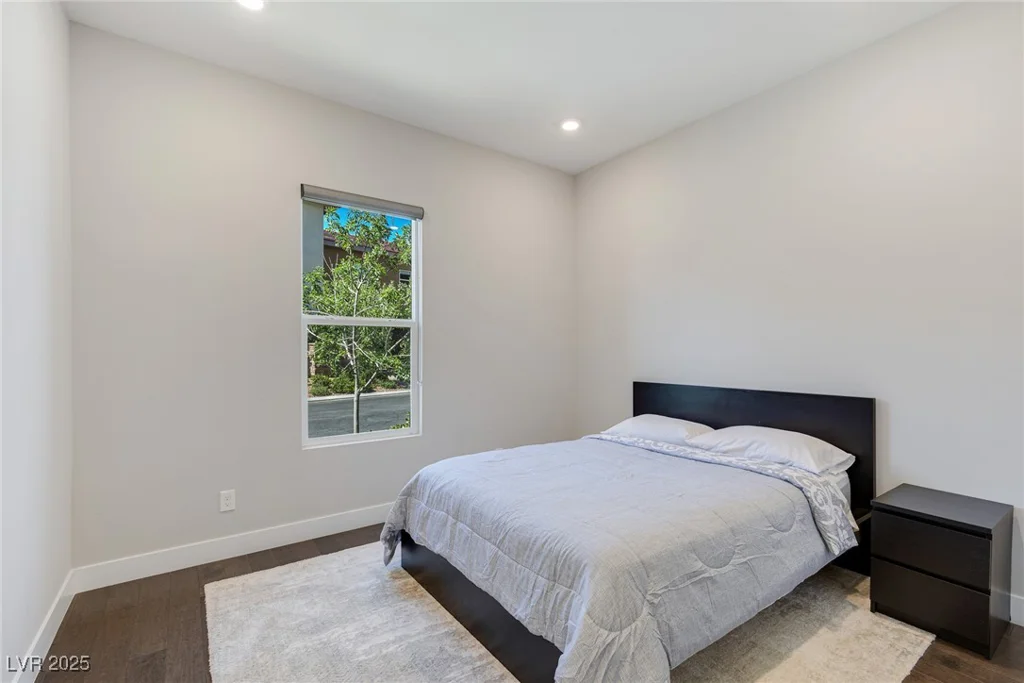 11280 Granite Ridge, Las Vegas, NV 89135