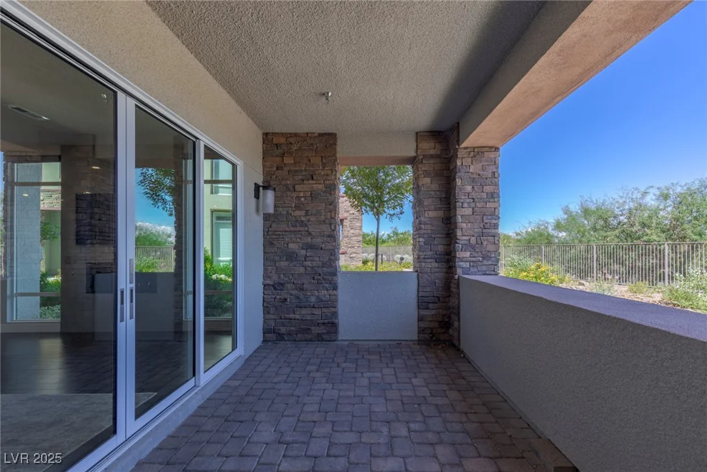 11280 Granite Ridge, Las Vegas, NV 89135
