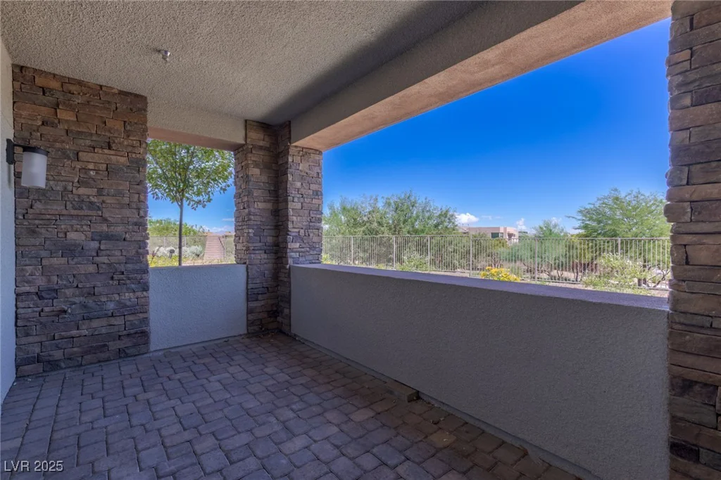 11280 Granite Ridge, Las Vegas, NV 89135