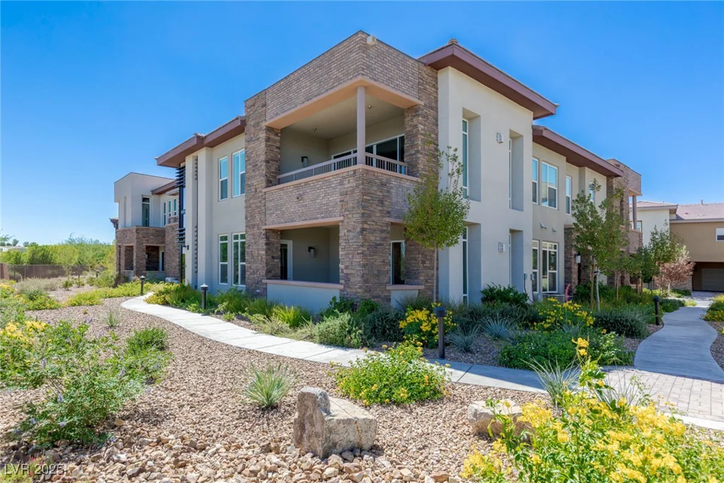 11280 Granite Ridge, Las Vegas, NV 89135
