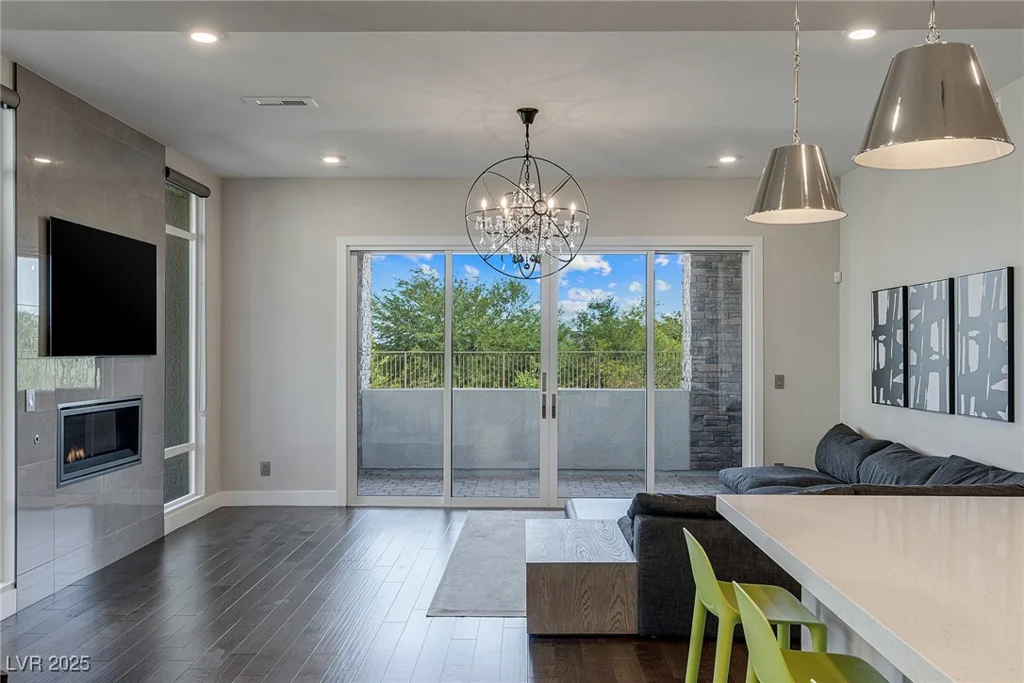 11280 Granite Ridge, Las Vegas, NV 89135