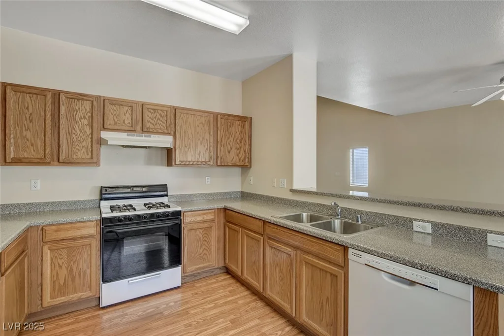 6241 Overhang, Henderson, NV 89011