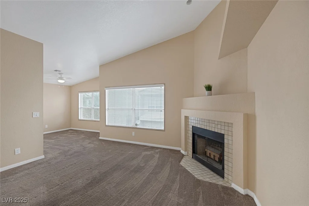 6250 Flamingo, Las Vegas, NV 89103