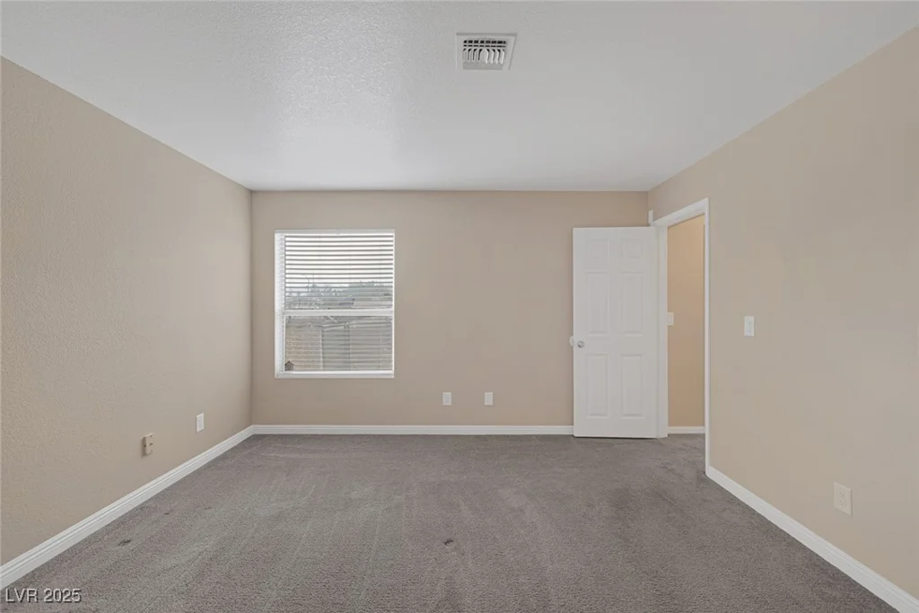 6250 Flamingo, Las Vegas, NV 89103