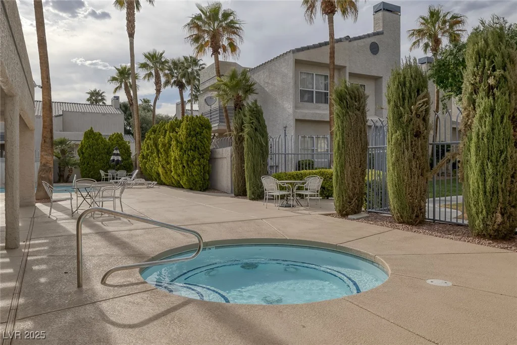 6250 Flamingo, Las Vegas, NV 89103