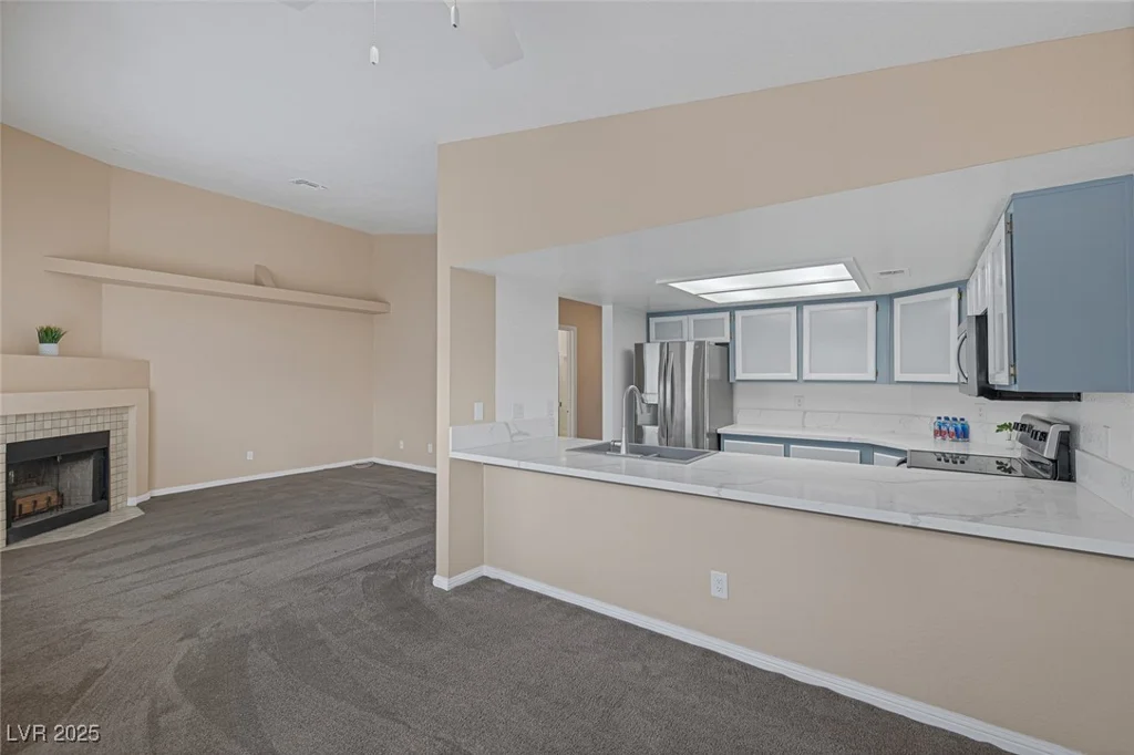 6250 Flamingo, Las Vegas, NV 89103
