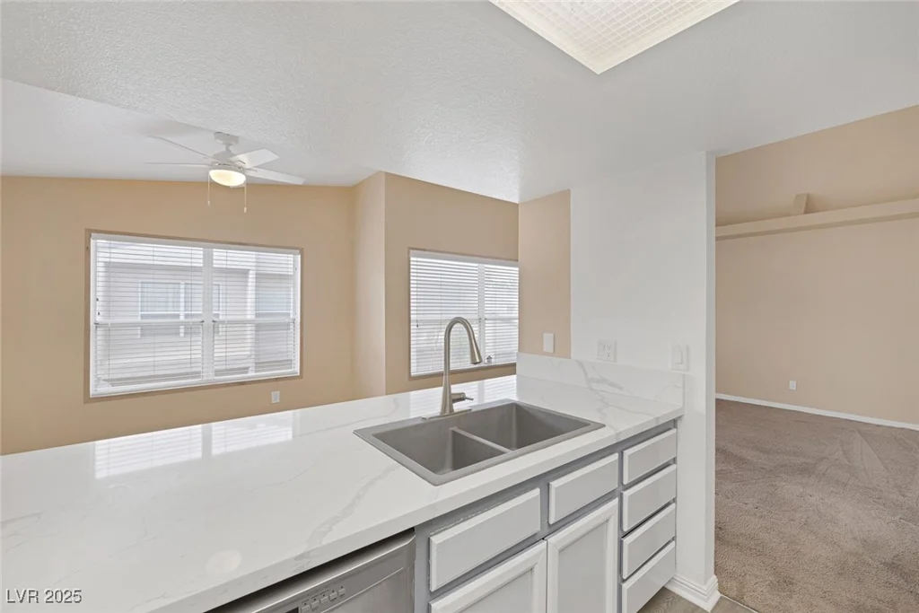 6250 Flamingo, Las Vegas, NV 89103