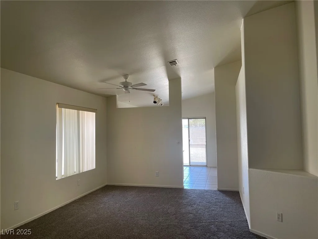 6340 Cranberry, Las Vegas, NV 89156