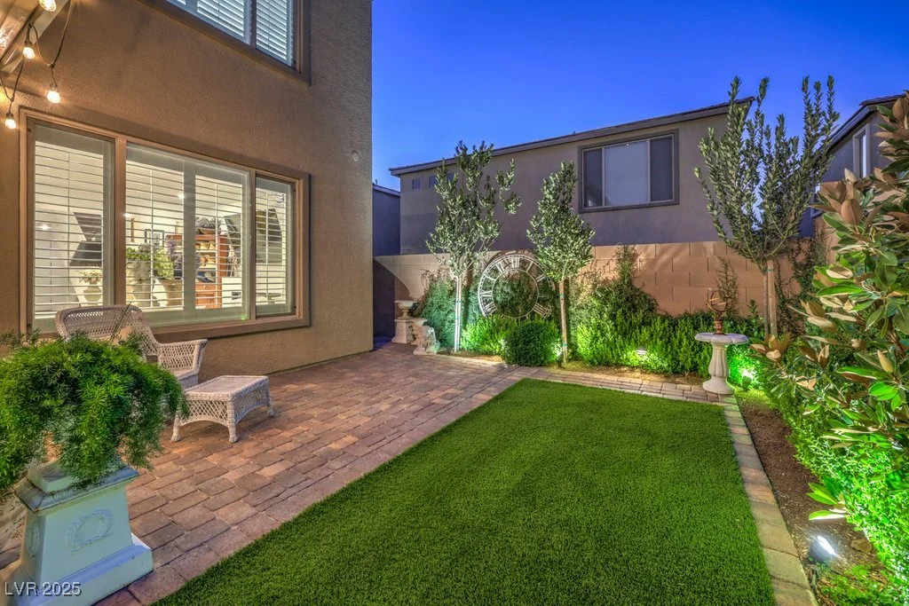 10140 Magnolia Creek, Las Vegas, NV 89141
