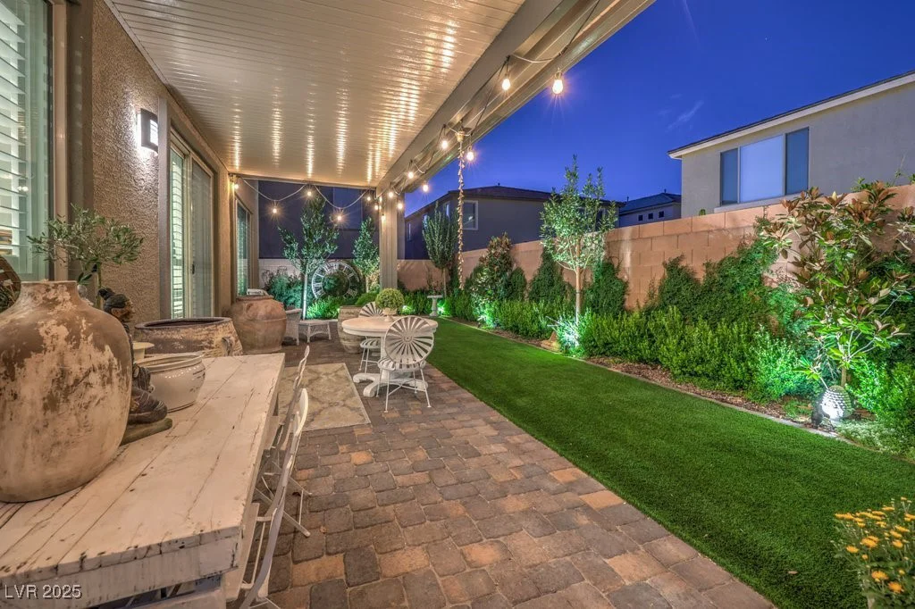 10140 Magnolia Creek, Las Vegas, NV 89141