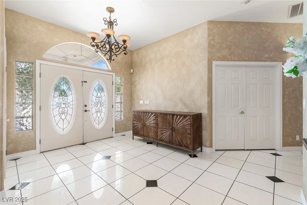 4545 Agate, Las Vegas, NV 89139