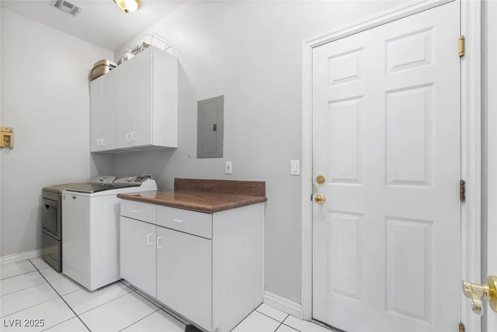 4545 Agate, Las Vegas, NV 89139
