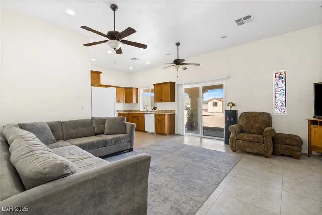 4545 Agate, Las Vegas, NV 89139