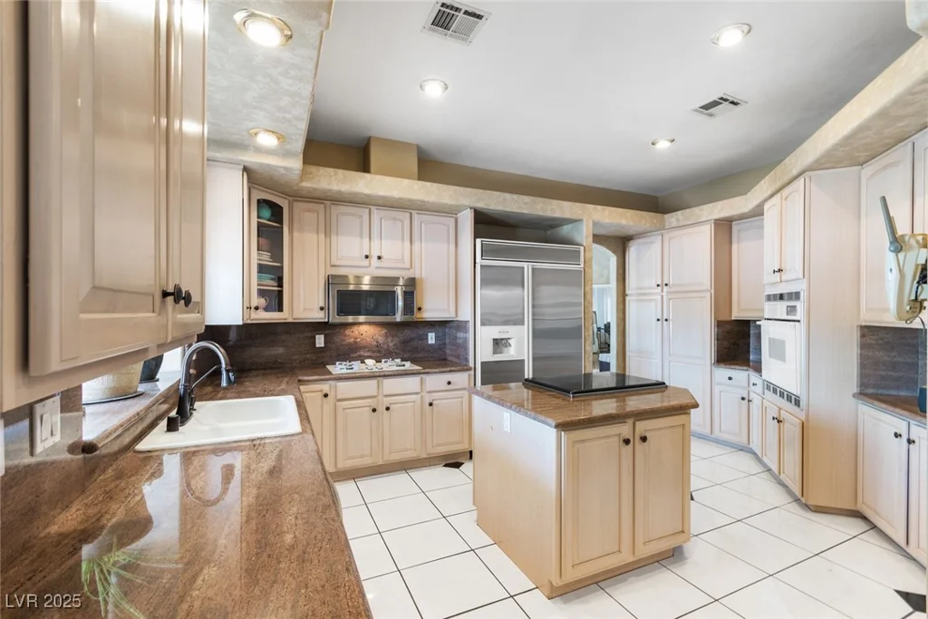 4545 Agate, Las Vegas, NV 89139