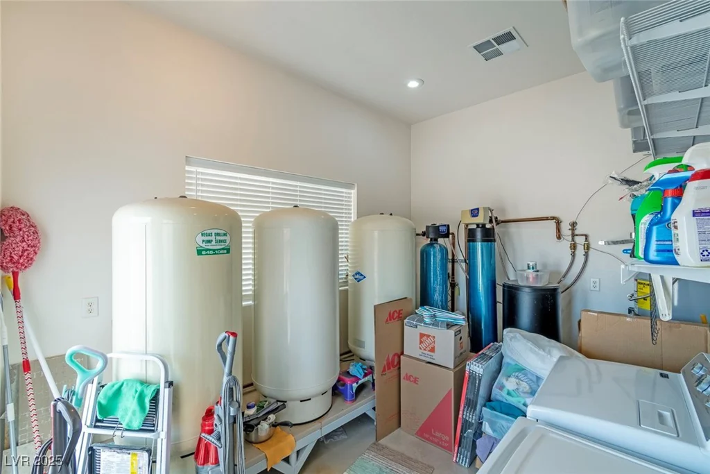 4545 Agate, Las Vegas, NV 89139