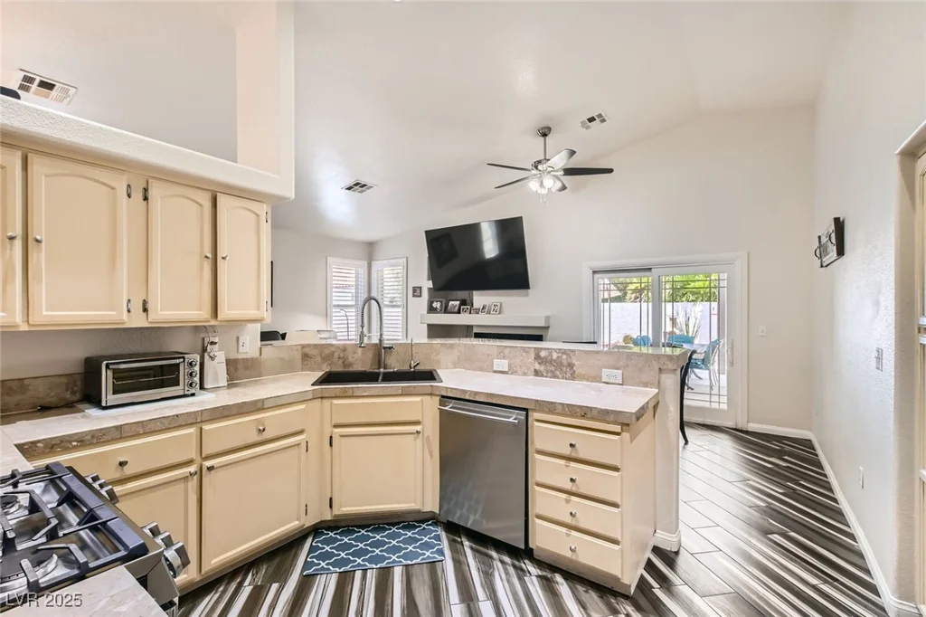 5489 Royal Vista, Las Vegas, NV 89149