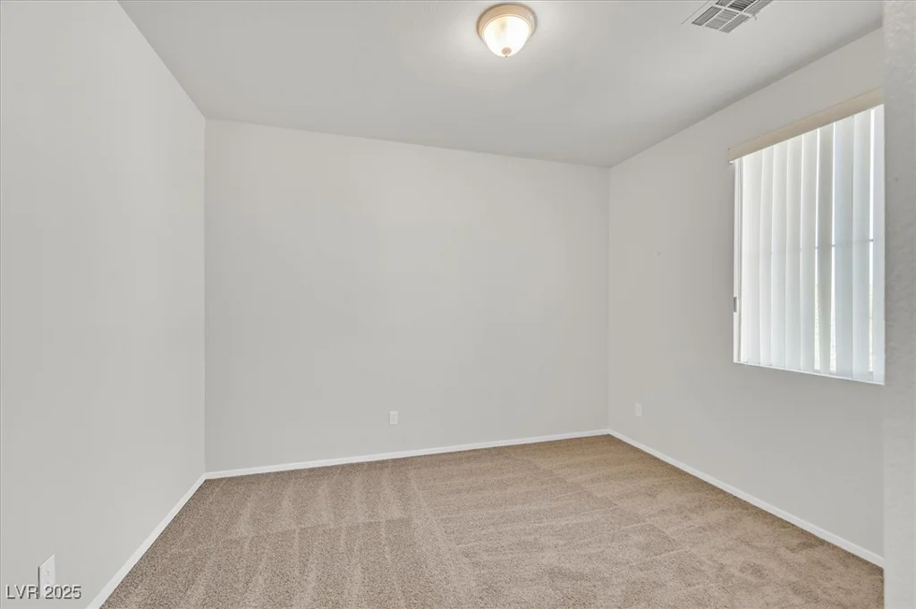 5717 Heineken, North Las Vegas, NV 89031