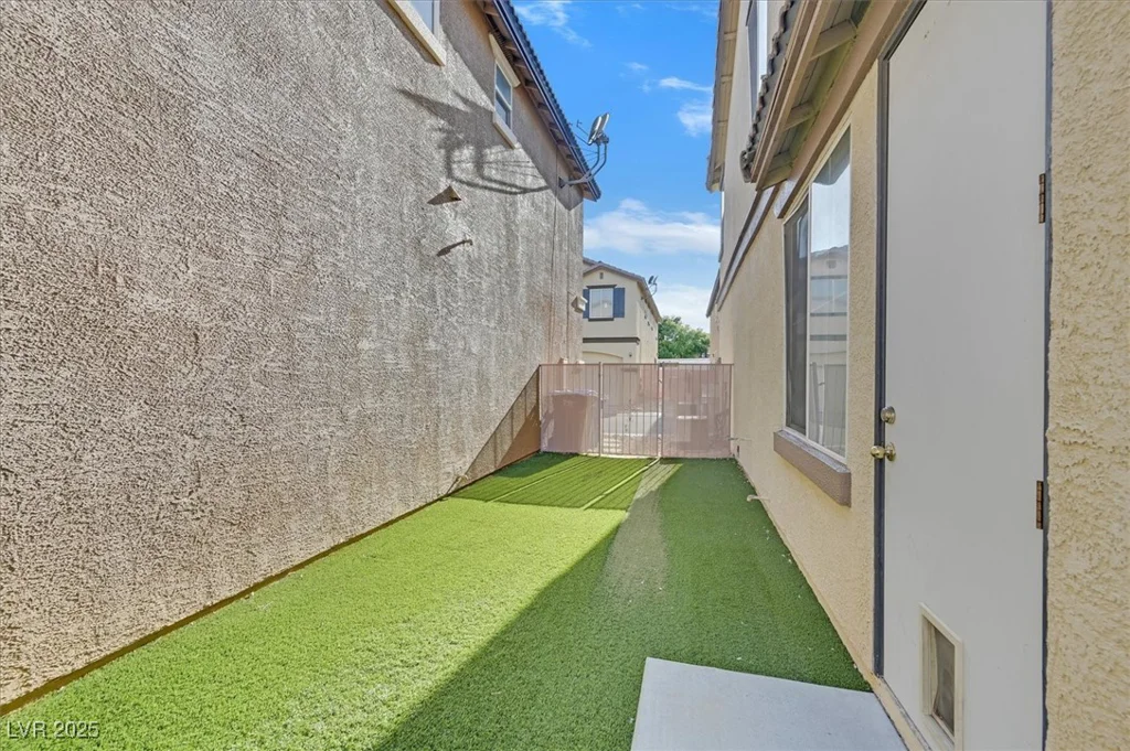 5717 Heineken, North Las Vegas, NV 89031