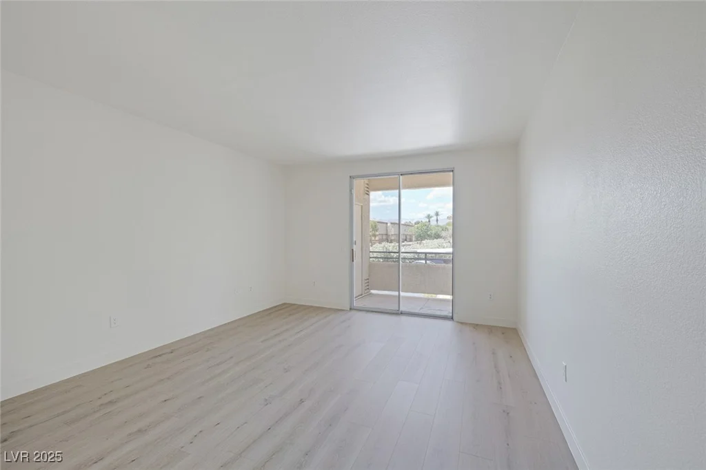 1830 Buffalo, Las Vegas, NV 89128