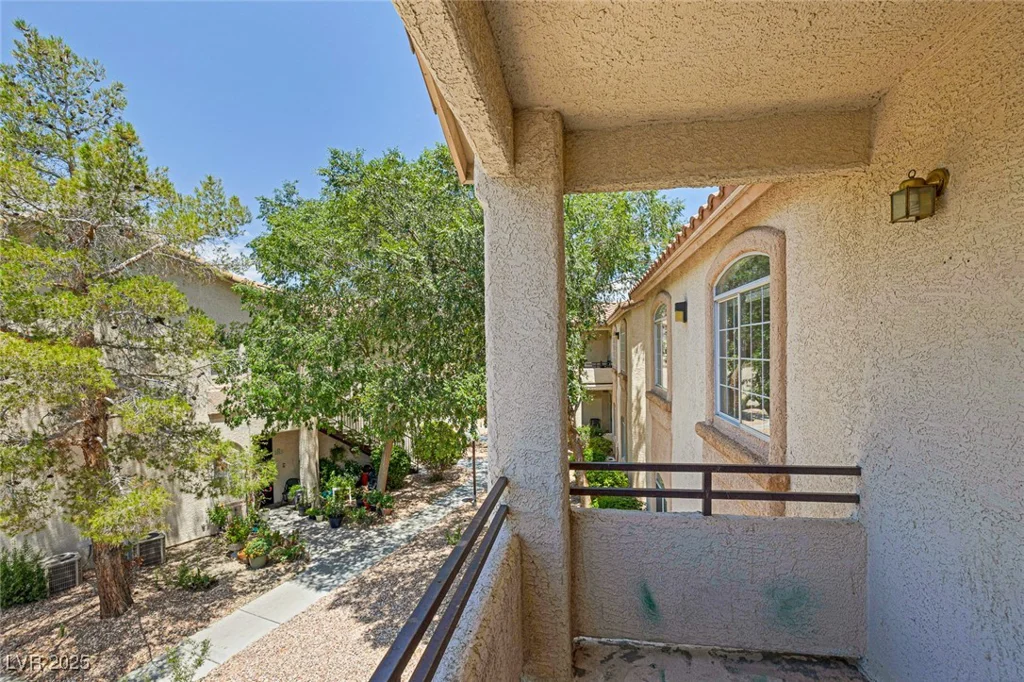 1830 Buffalo, Las Vegas, NV 89128
