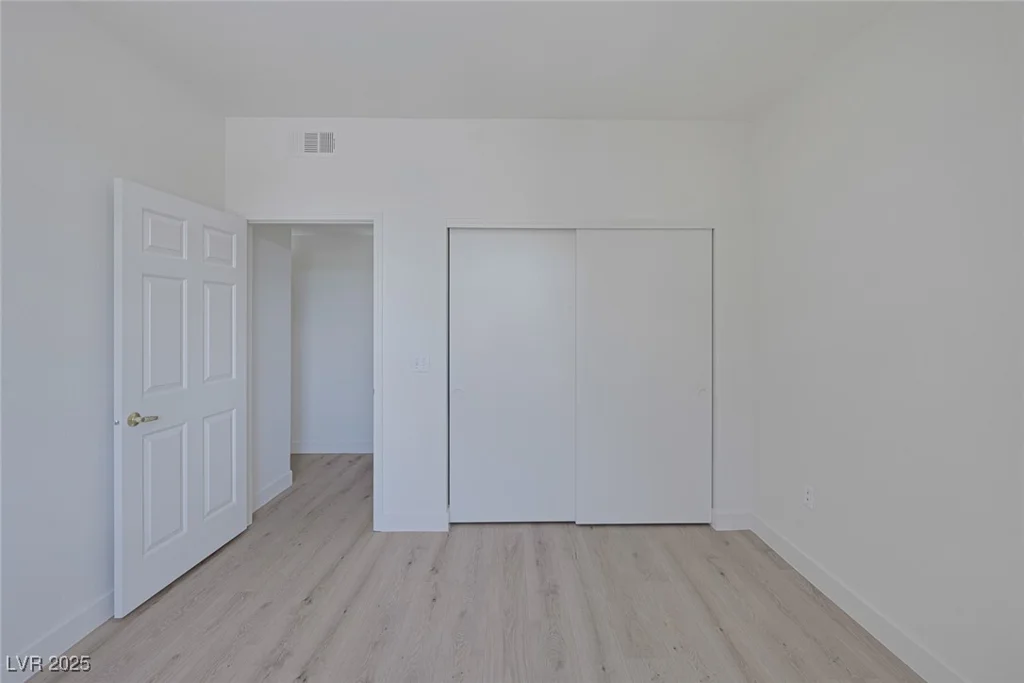 1830 Buffalo, Las Vegas, NV 89128