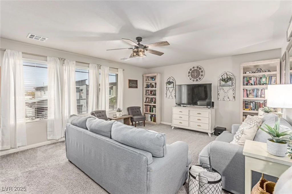7824 Warm Winds, North Las Vegas, NV 89084