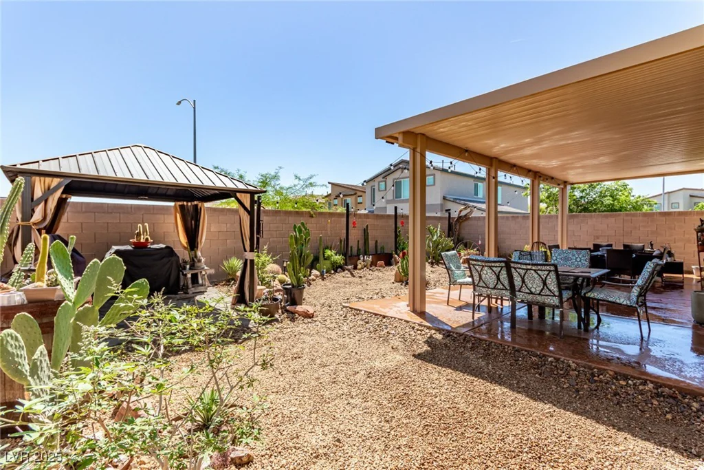 7824 Warm Winds, North Las Vegas, NV 89084