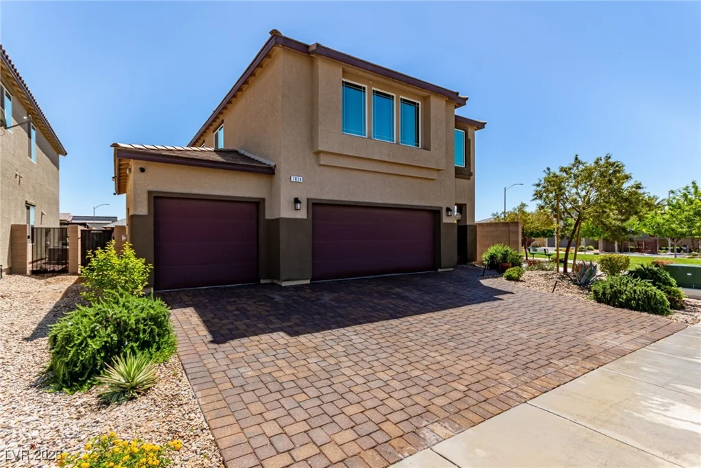 7824 Warm Winds, North Las Vegas, NV 89084