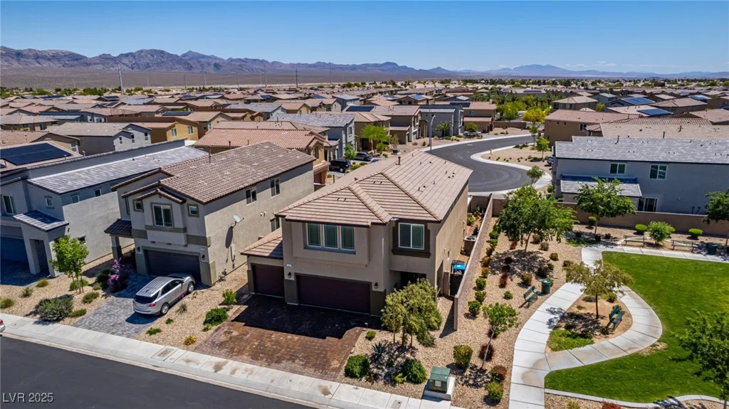 7824 Warm Winds, North Las Vegas, NV 89084