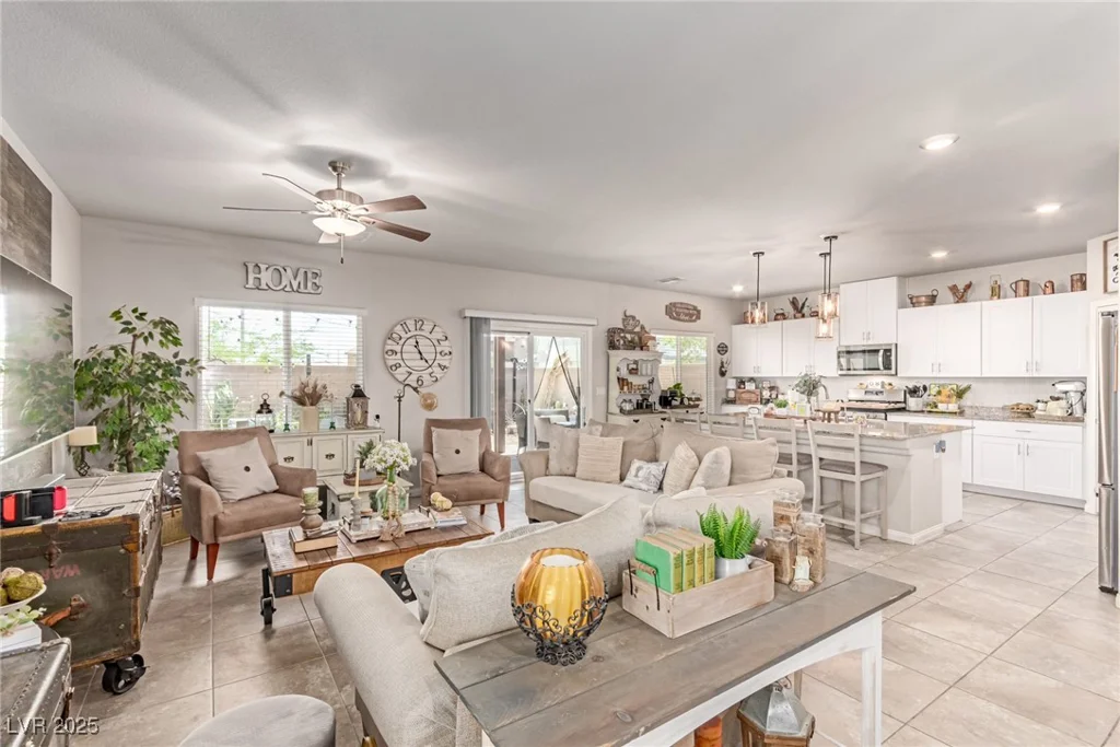 7824 Warm Winds, North Las Vegas, NV 89084
