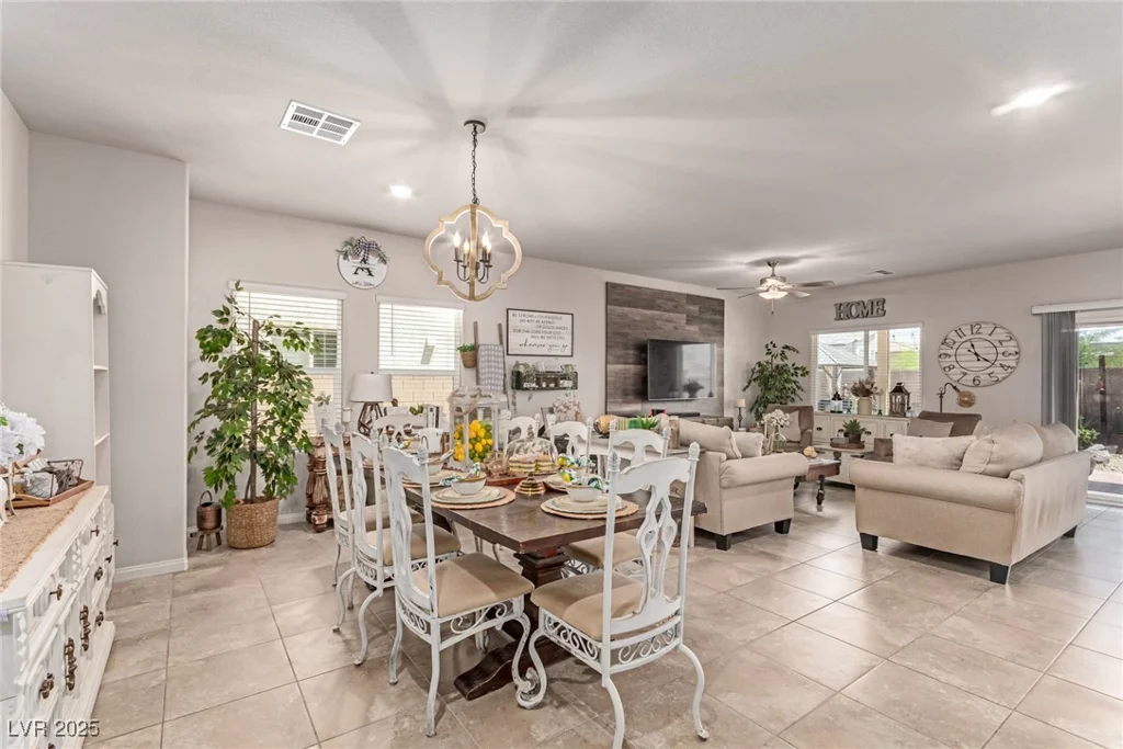 7824 Warm Winds, North Las Vegas, NV 89084