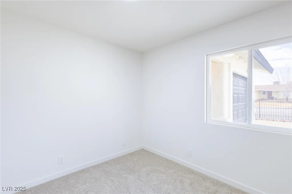 6170 University, Las Vegas, NV 89103